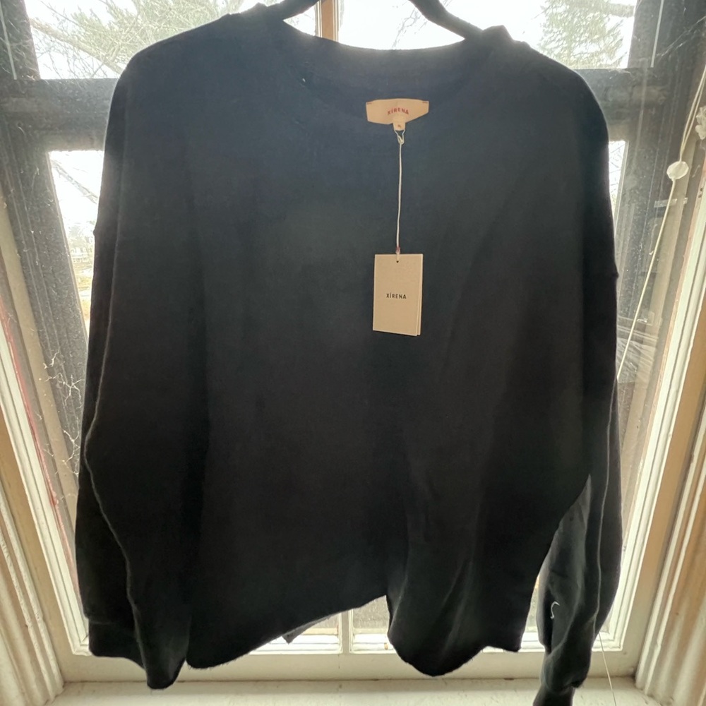 XiRENA Black Honor Sweatshirt xl nwt